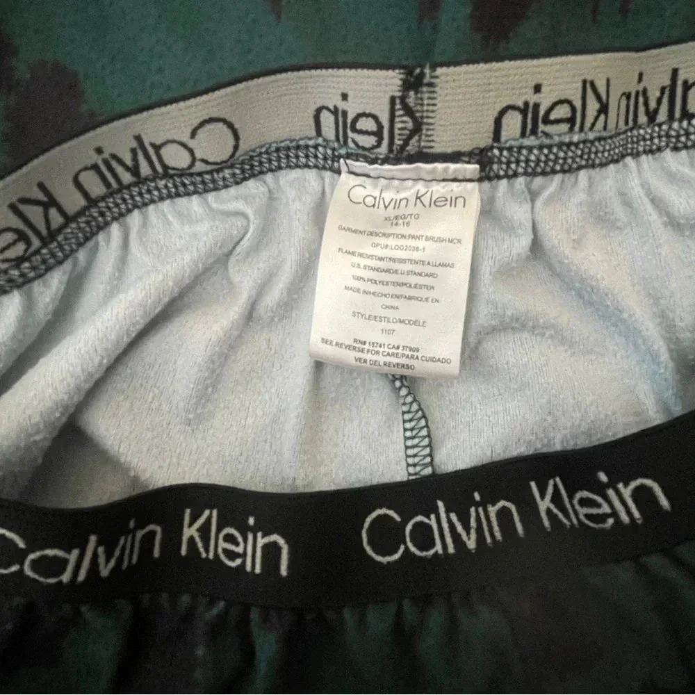 Calvin Klein Teal Forest Green Print Lounge Pants – Size XXL